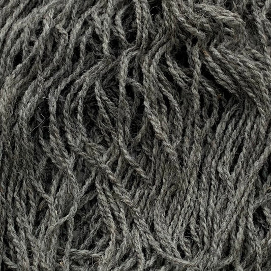 Naturligt garn i 100% uld