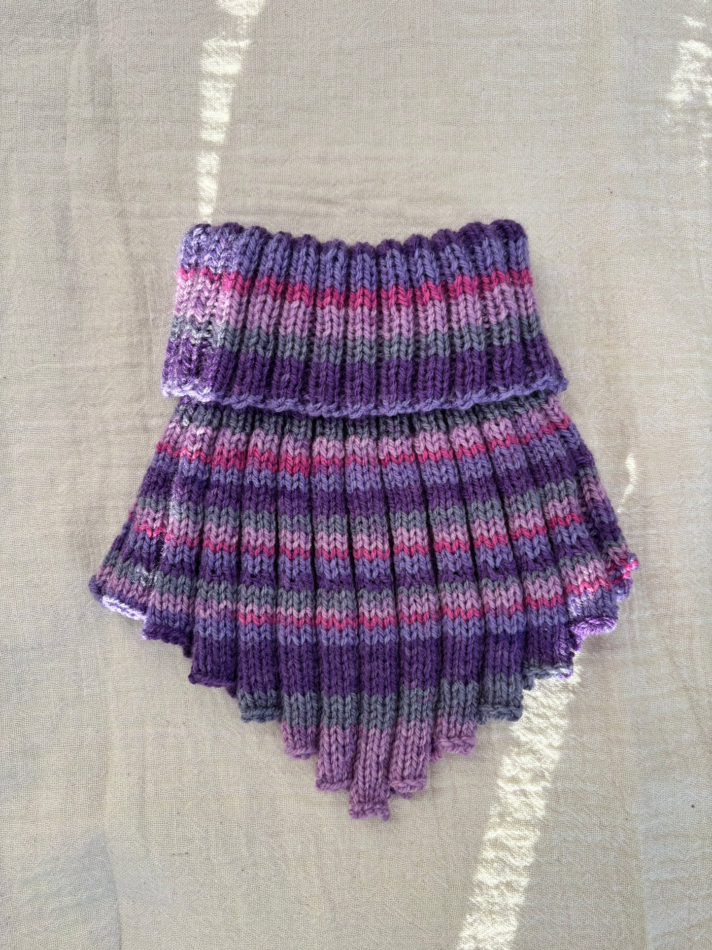 Håndstrikket halsedisse – blød, varm og formbar