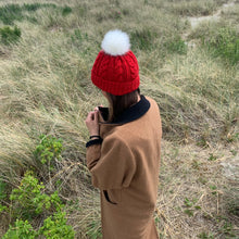 Indlæs billede til gallerivisning Nino Red Beanie
