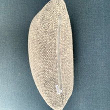 Indlæs billede til gallerivisning Wool Pillow Grey